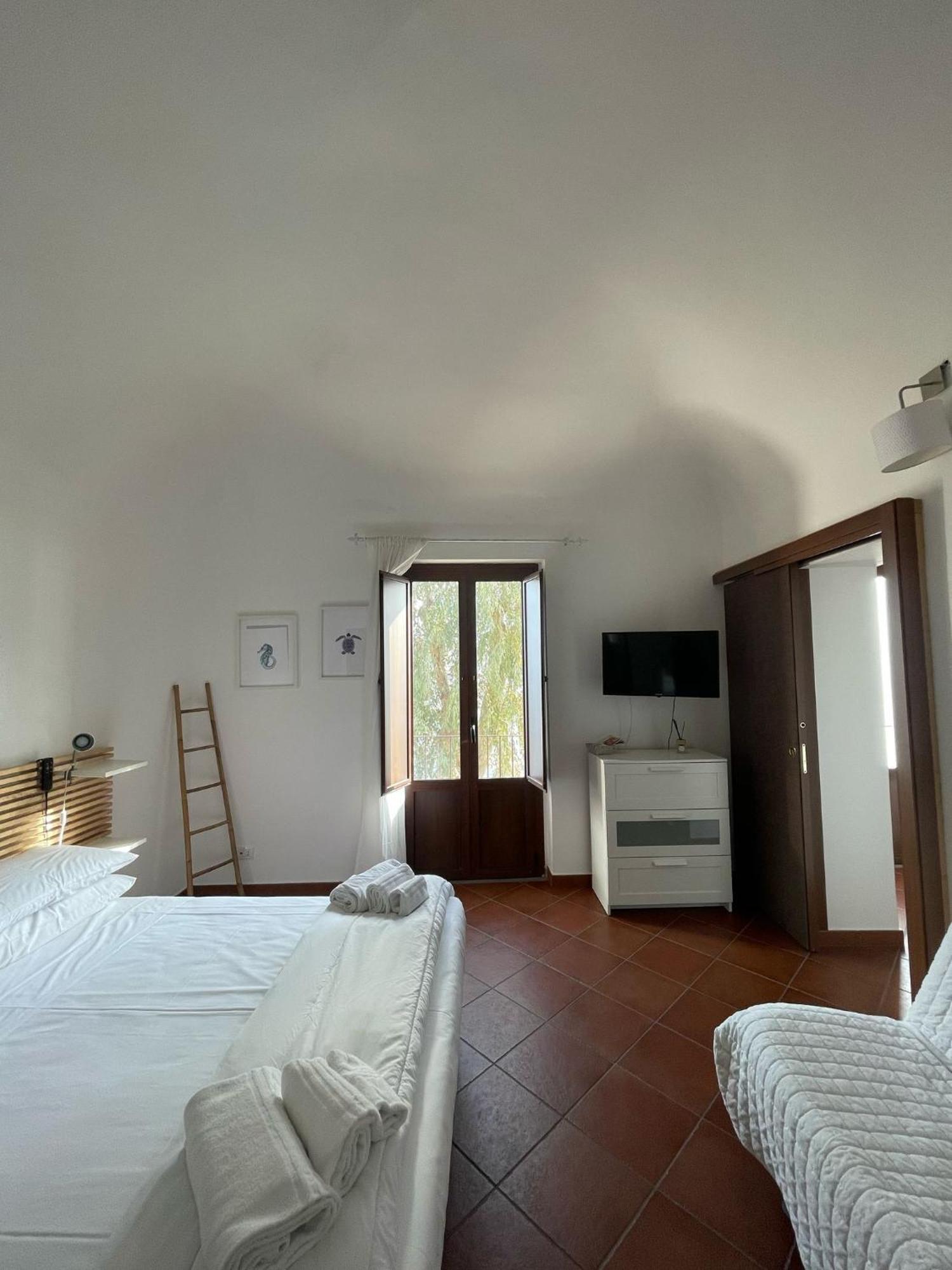 Casa Scala Hotell Acireale Eksteriør bilde