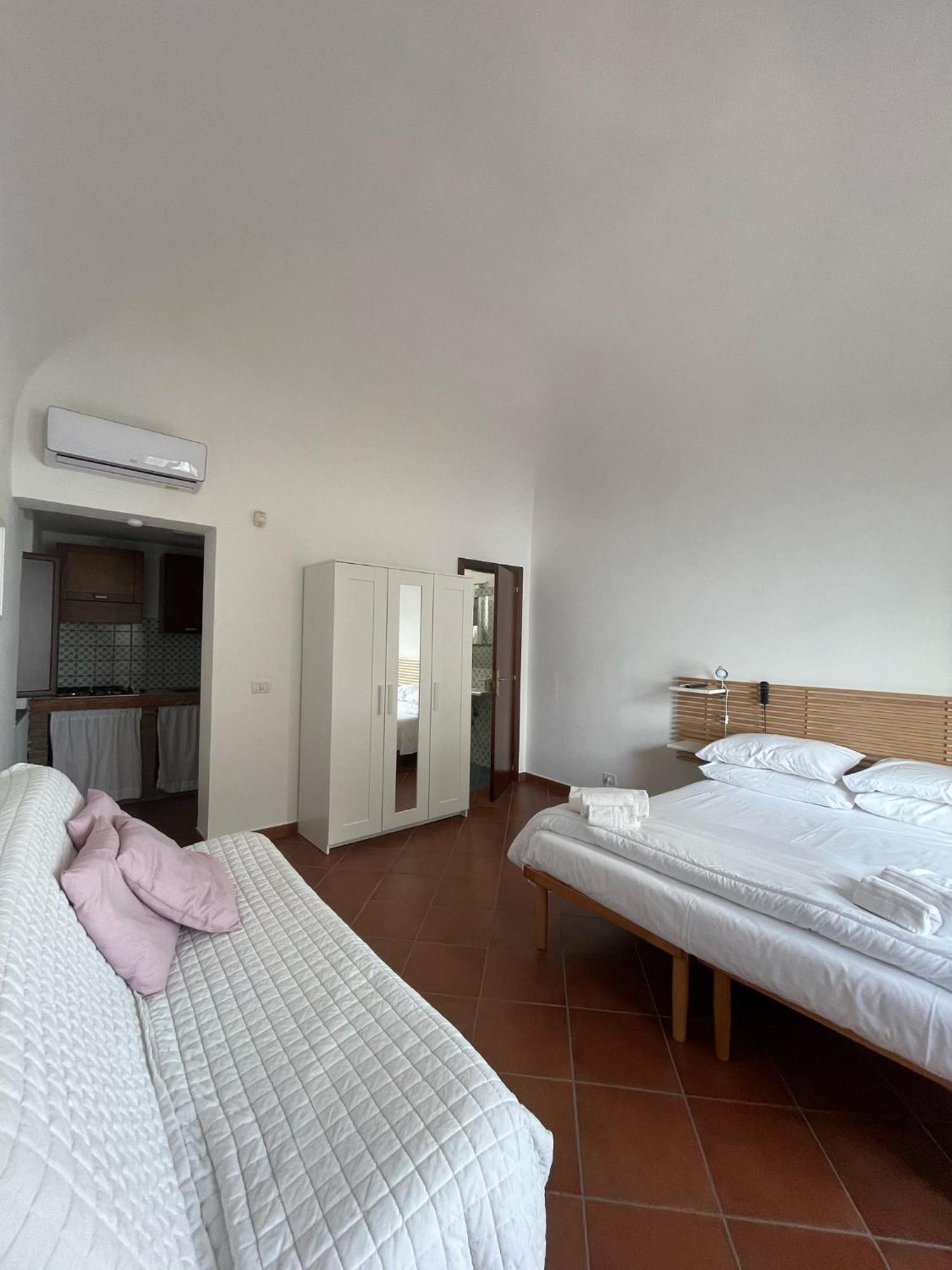 Casa Scala Hotell Acireale Eksteriør bilde