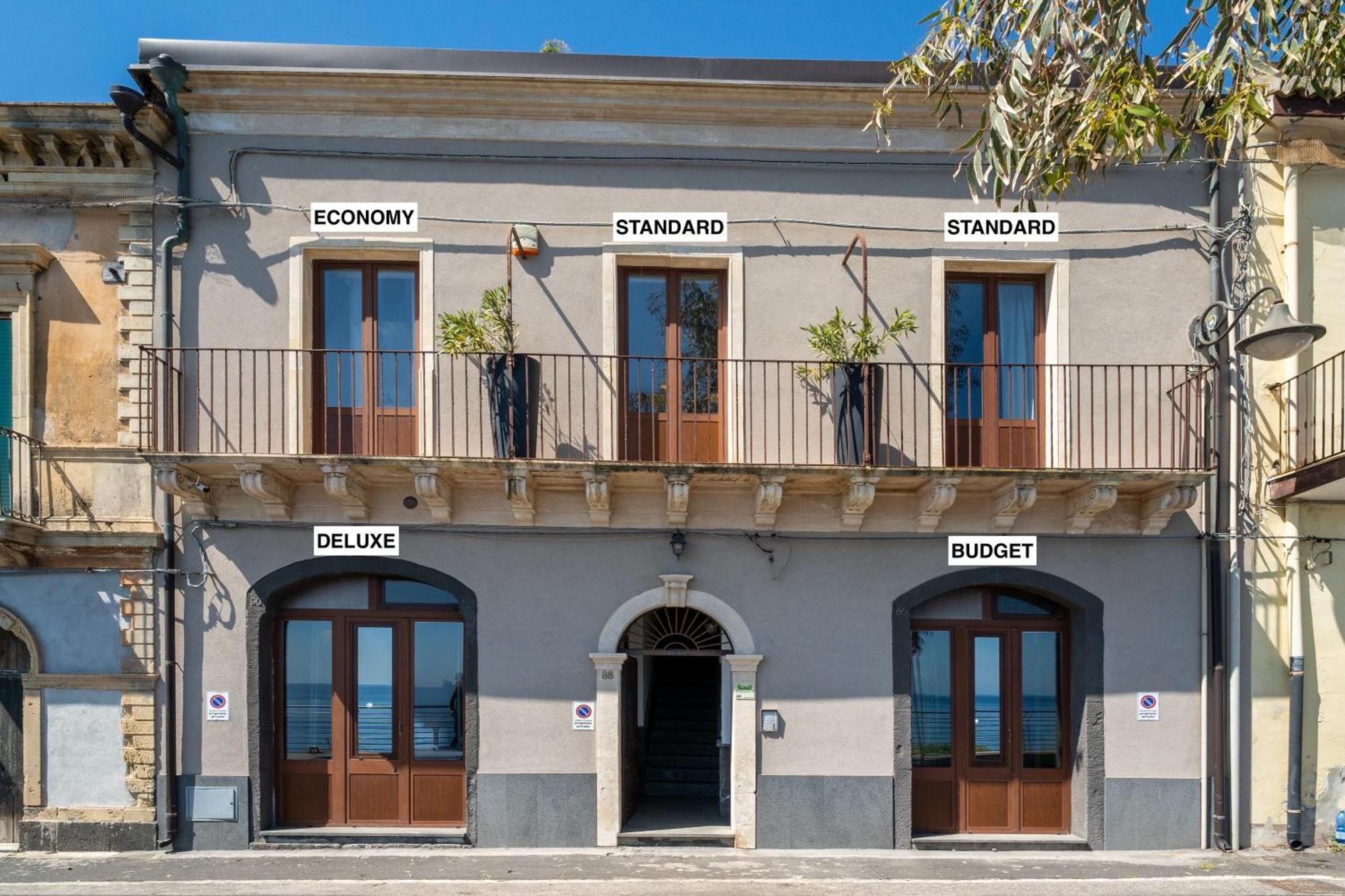 Casa Scala Hotell Acireale Eksteriør bilde