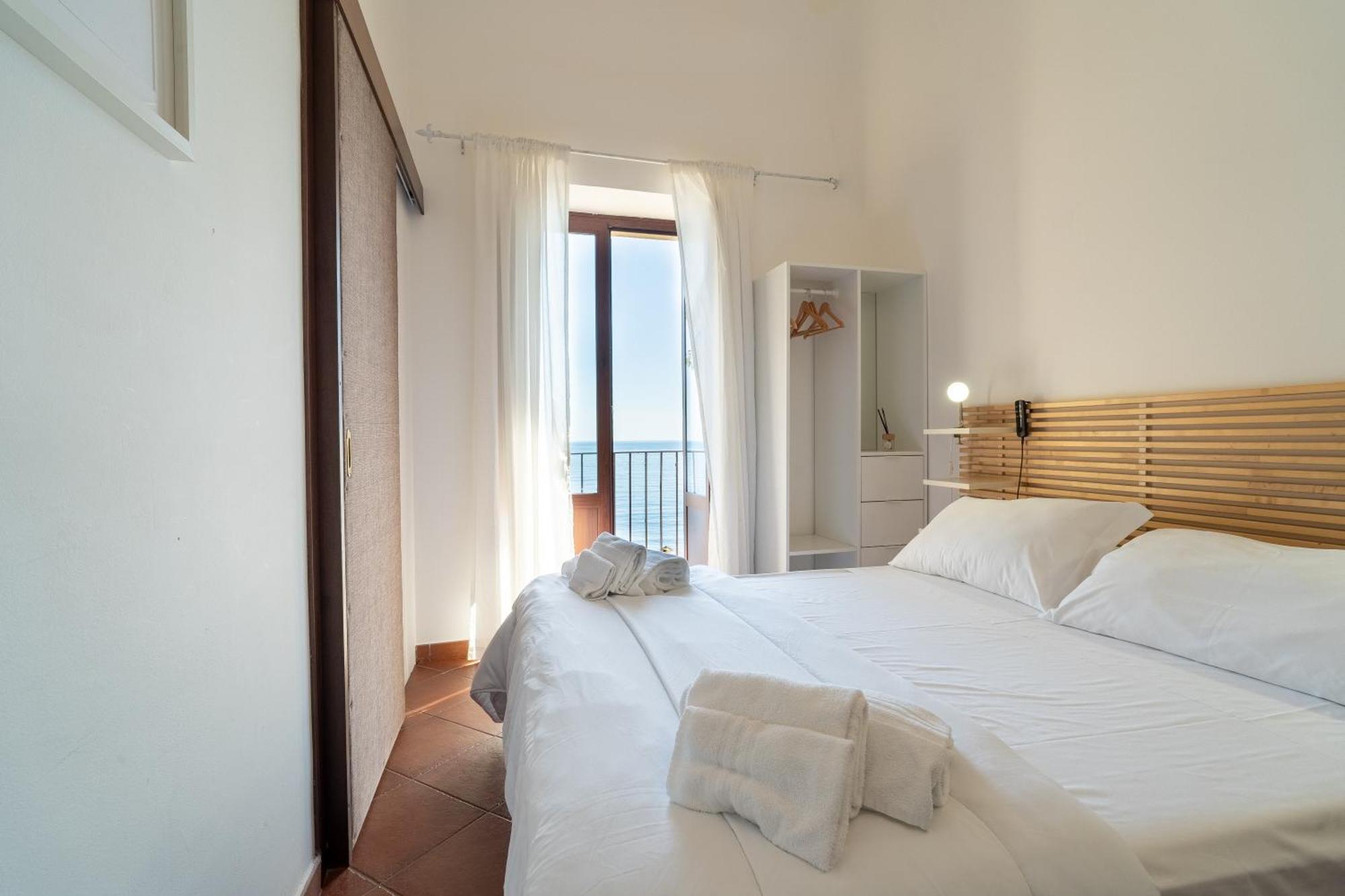 Casa Scala Hotell Acireale Eksteriør bilde